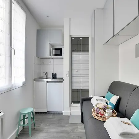 Intimate Studio-2p- Sacre Coeur Abesse * Paris