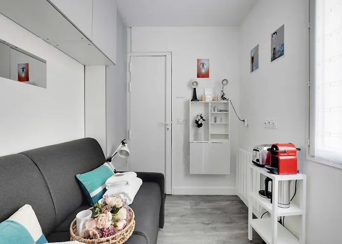 Intimate Studio-2p- Sacre Coeur Abesse Nyaraló *